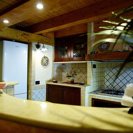 Alla Corte dei Ventimiglia Montelepre Esterno foto