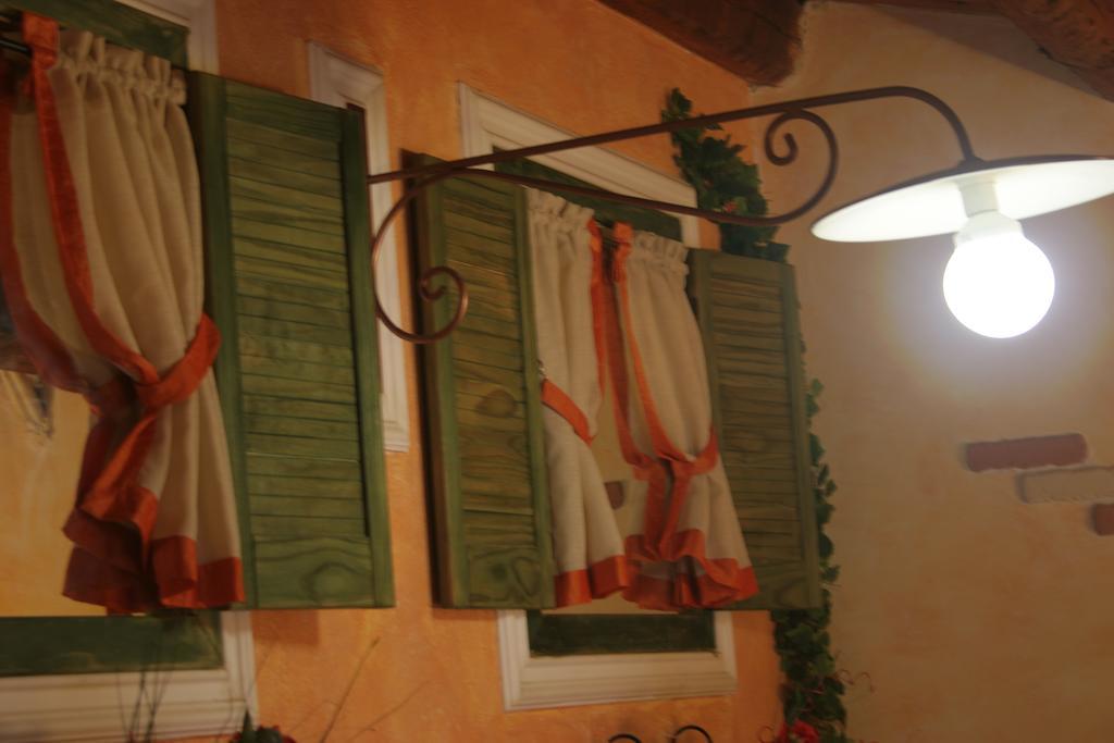 Alla Corte dei Ventimiglia Montelepre Esterno foto