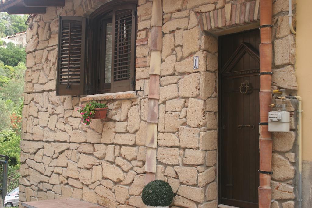 Alla Corte dei Ventimiglia Montelepre Esterno foto
