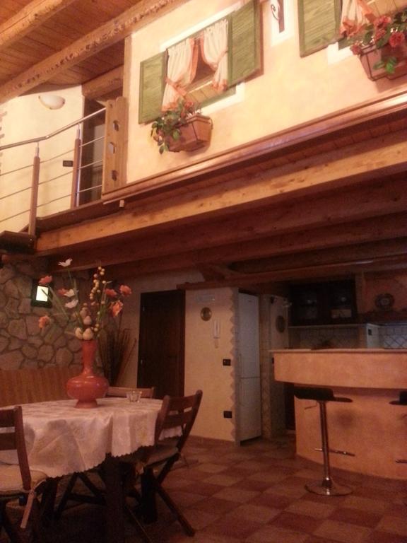 Alla Corte dei Ventimiglia Montelepre Esterno foto